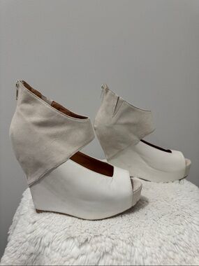 Jeffrey Campbell - Saturn white wedge heels